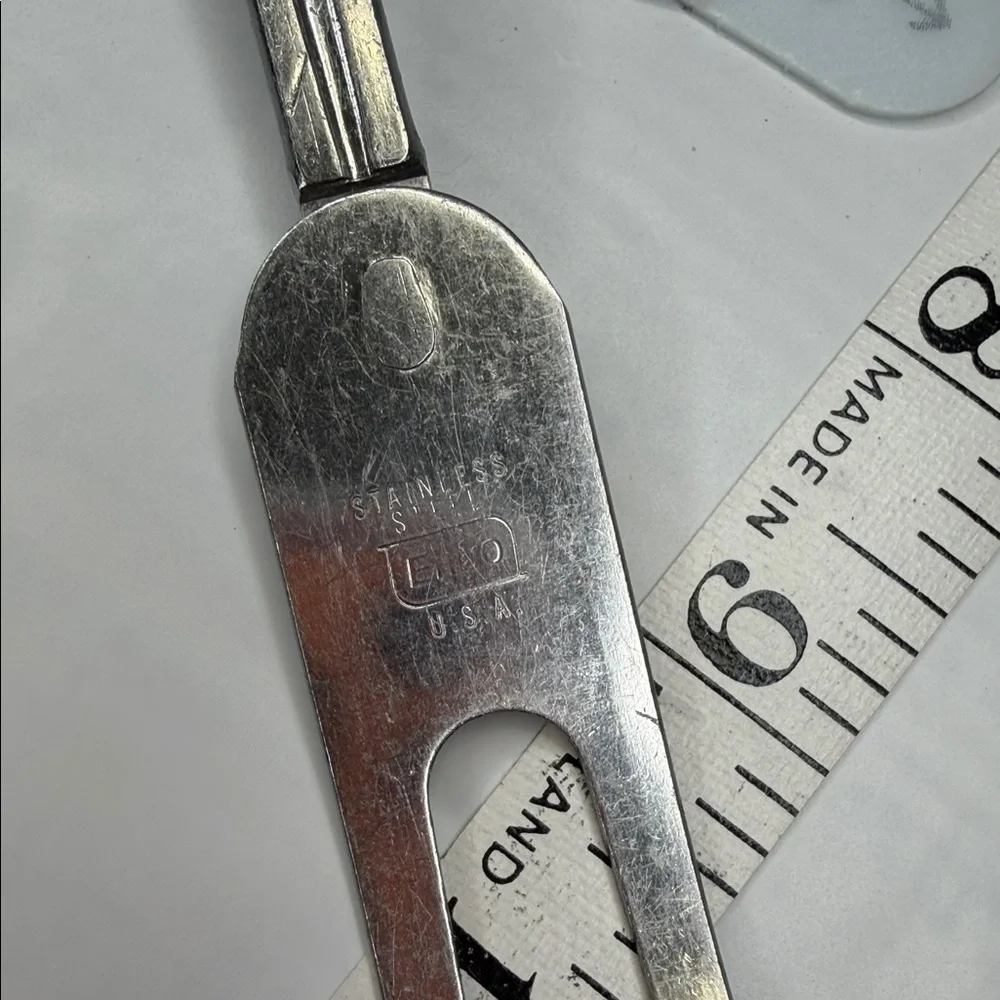 EKCO Stainless Steel Carving Fork faux wood handle